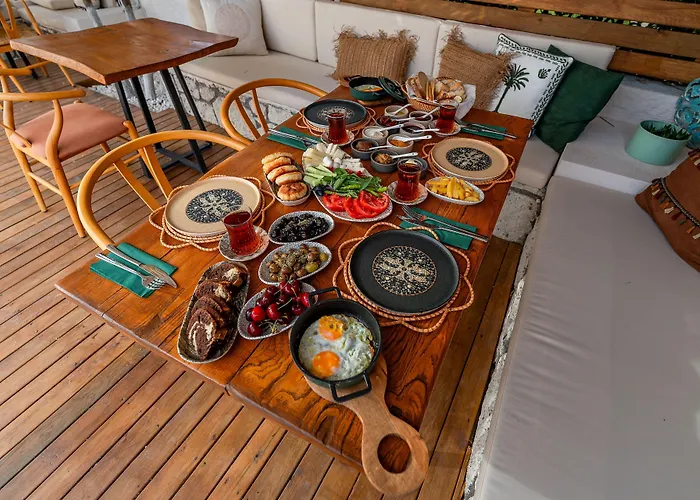 Hatica By Fora Alacati מלון *