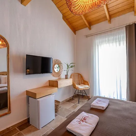 Hatica By Fora Alacati Hotell