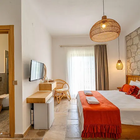 Hatica By Fora Alacati *